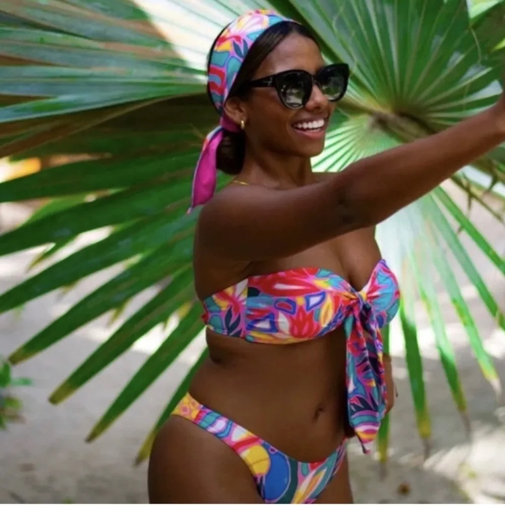 NEW! Kenny Flowers THE COLOMBIA Underwire Bikini Top and Bikini Bottom Set M